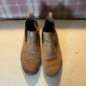 Dolce Vita leather booties